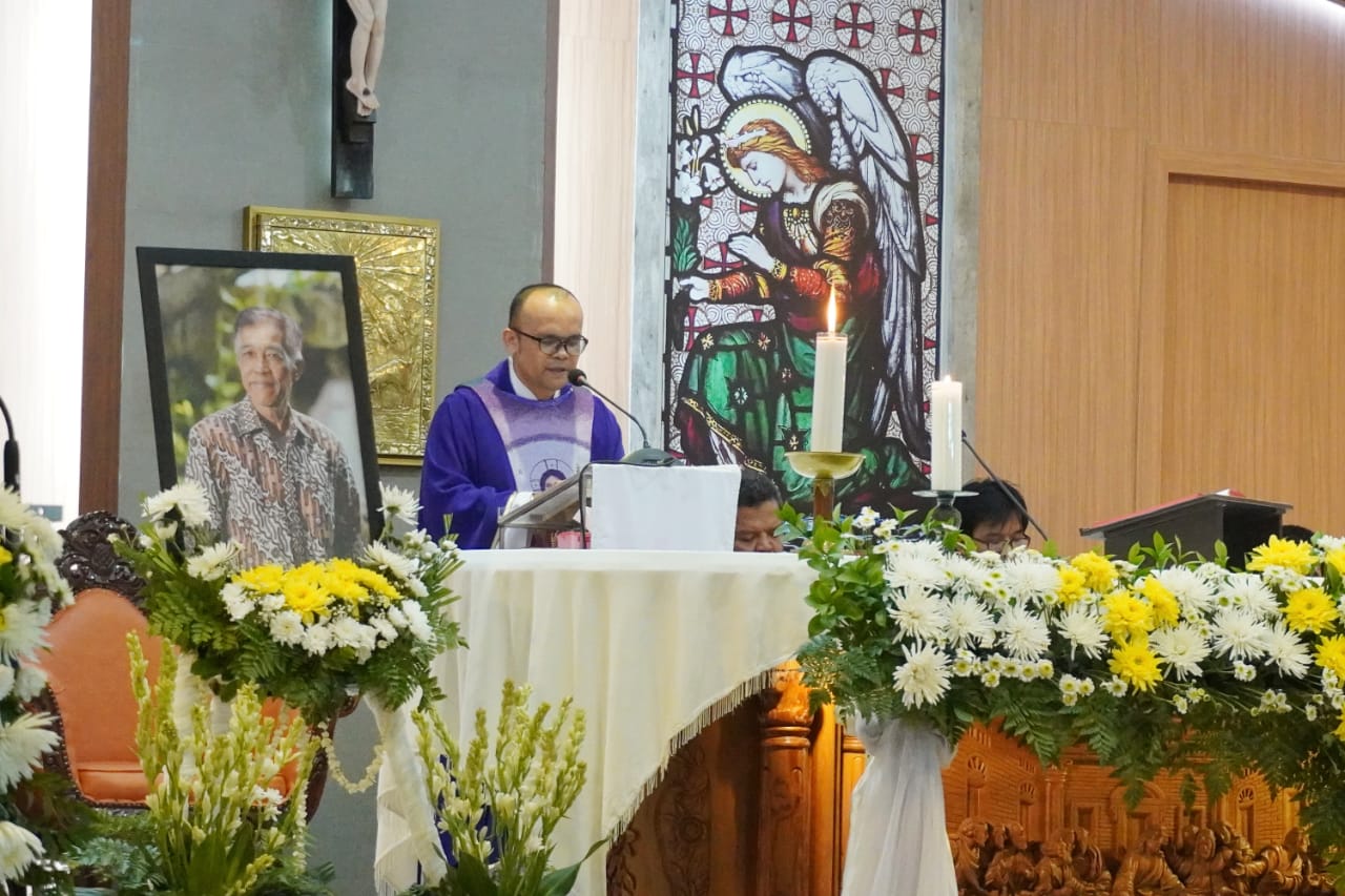 Romo Lamm-pakai-jassen